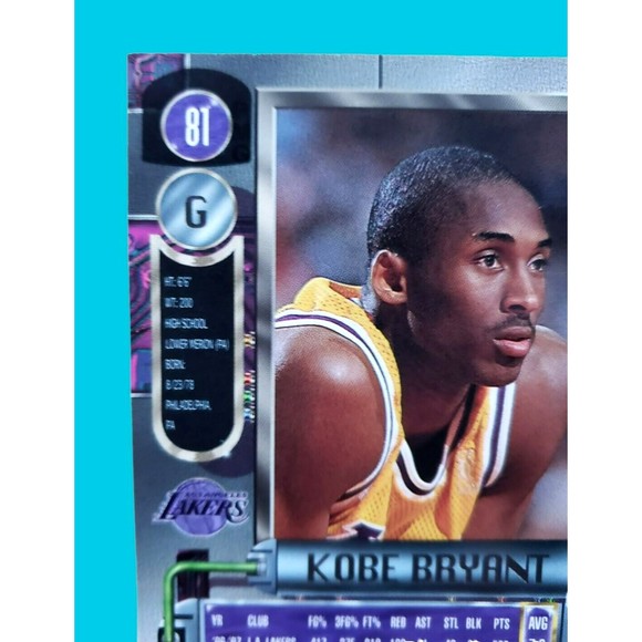 1997-98 Fleer Metal Universe Kobe Bryant #81 Los Angeles Lakers HOF - Picture 8 of 16